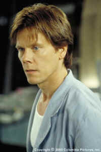 Hollow Man: Sebastian (Kevin Bacon) vorher.