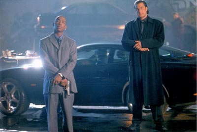 Halb Tot mit Steven Seagal