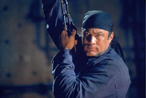 Halb Tot mit Steven Seagal
