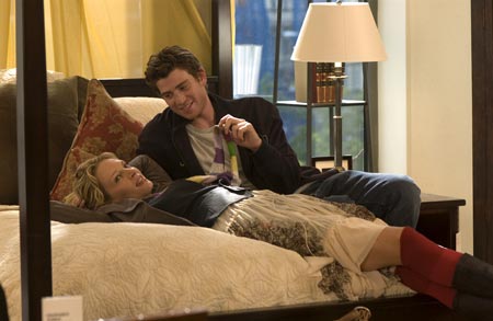 Meryl Streep, Uma Thurman und Bryan Greenberg in Couchgefl�ster