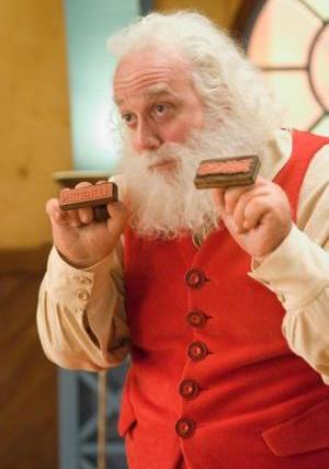 Nicholas Claus (Paul Giamatti)