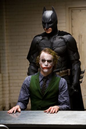 The Dark Knight - mit Christian Bale, Heath Ledger und Aaron Eckhardt