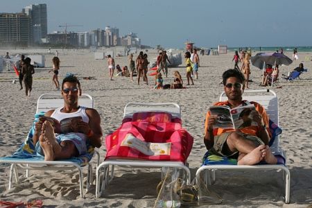 Echte Freunde – Dostana Echte Freunde – Dostana