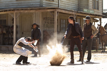 Cowboys & Aliens (mit Daniel Craig und Harrison Ford)