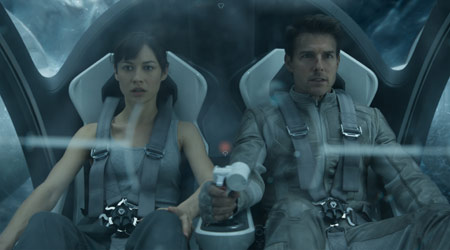 Oblivion (with Tom Cruise)