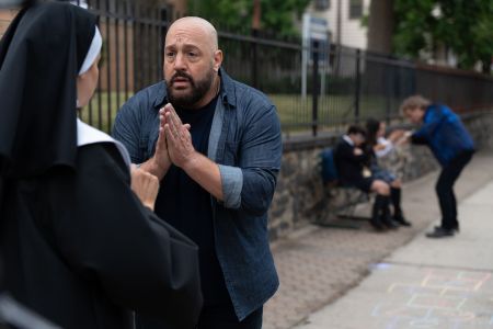 Guns Up (mit Kevin James & Christina Ricci)