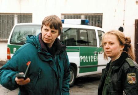 Die Polizistin (mit Gabriela Maria Schmeide)