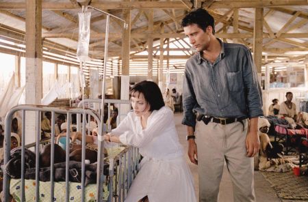 Jenseits aller Grenzen, Beyond Borders (mit Angelina Jolie und Clive Owen)