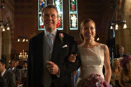 Eine Hochzeit zu dritt (mit Piper Perabo und Matthew Goode) Eine Hochzeit zu dritt (mit Piper Perabo und Matthew Goode)