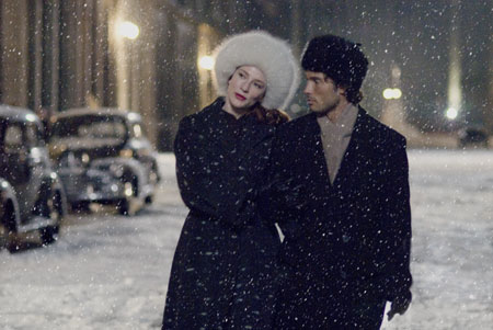 Der seltsame Fall des Benjamin Button mit Brad Pitt und Cate Blanchett Der seltsame Fall des Benjamin Button mit Brad Pitt und Cate Blanchett