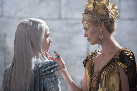 The Huntsman & The Ice Queen (mit Emily Blunt)