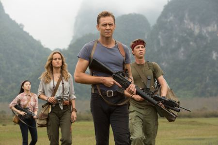 Kong: Skull Island (mit John Goodman, Tom Hiddleston, Samuel L.Jackson und John C.Reilly)